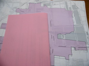 La cartina dell'area ex Alfa Romeo con le pertinenze territoriali. In rosa Arese. In grigio Garbagnate