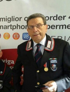 Il presidente dell'Associazione Carabinieri, Maresciallo Maggiore Antonio De Lorenzis